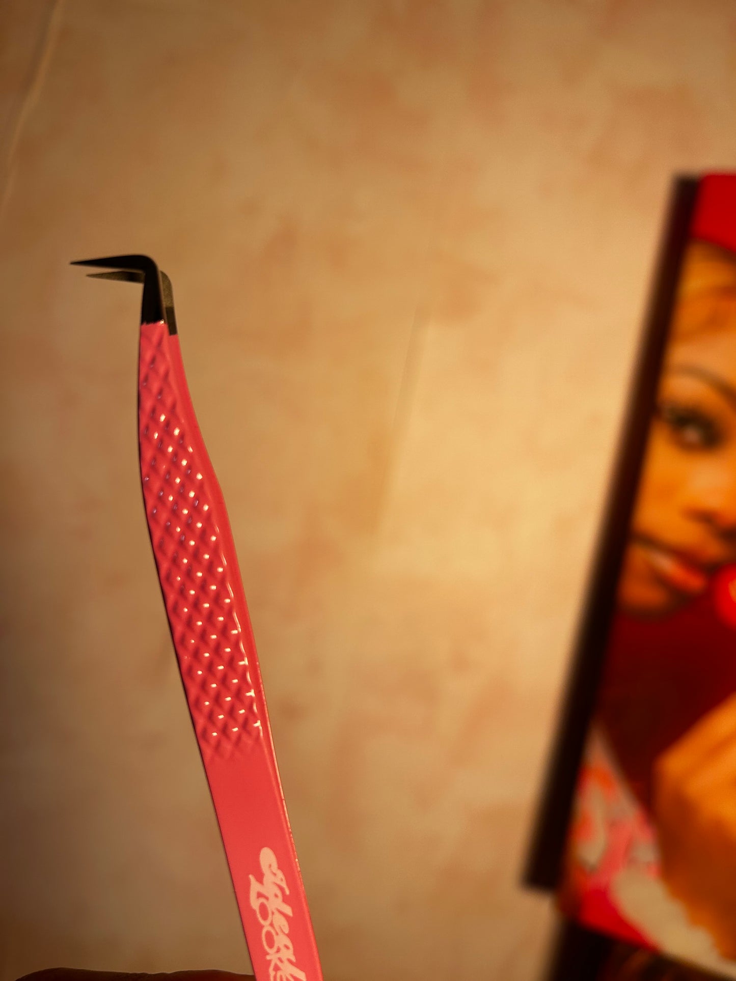 95 DEGREE SLIM BOOT FIBER TIP BOW TWEEZER
